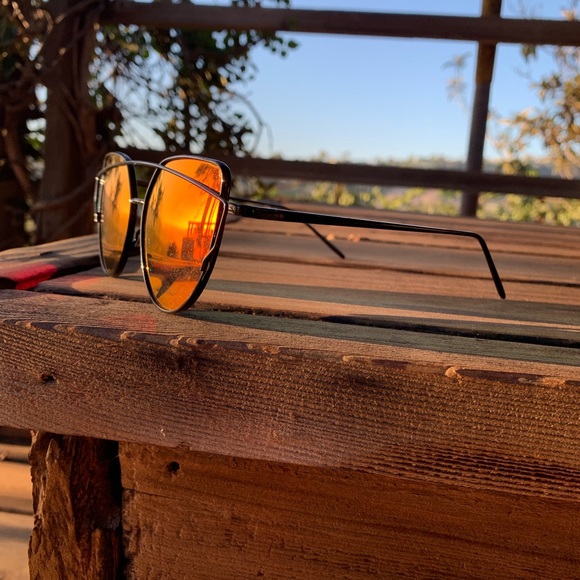 NEW Red Sunglasses - Picture 6 of 8